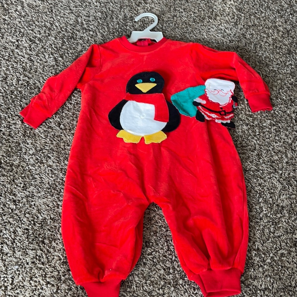 My child’s Destiny Velour holiday outfit NWT 24 month